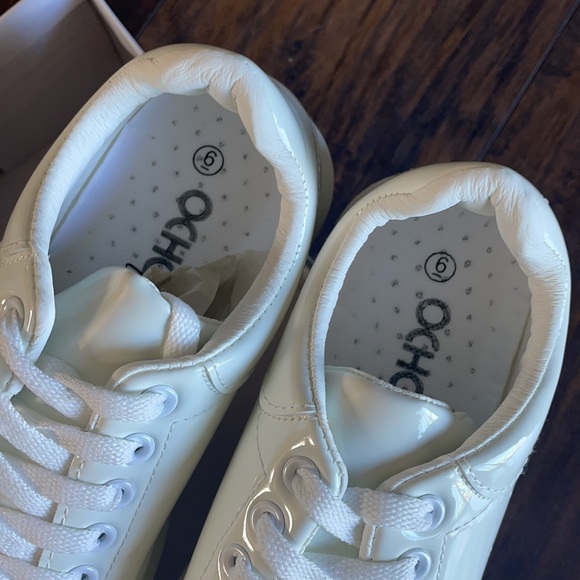 NWT 🤍Patent (faux) White Sneakers - Picture 5 of 6